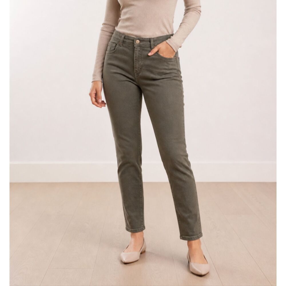 Gloria Vanderbilt Amanda Jeans – Dark Green, Size 10 Short, Straight Leg